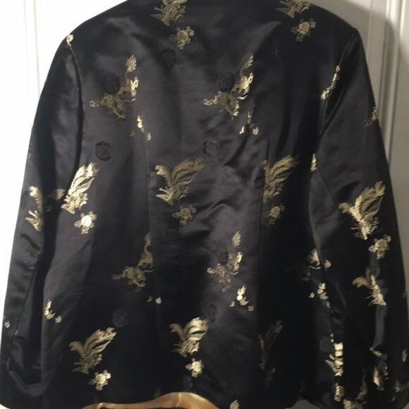 R Saline vintage Woman’s black & gold oriental look 4 button front jacket - Picture 4 of 7